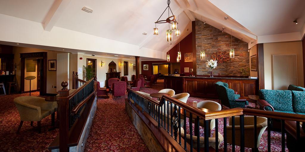 Corr'S Corner Hotel Newtownabbey Exterior foto